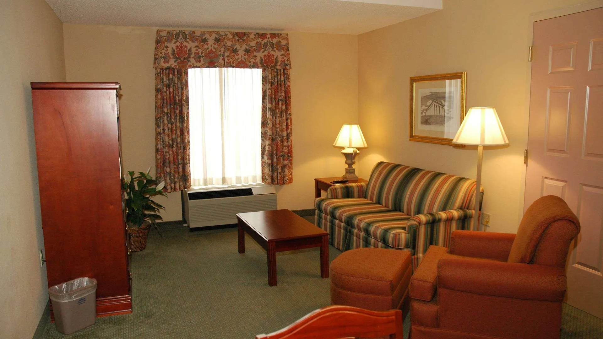 Hampton Inn & Suites Nashville-Green Hills Hotel Nashville