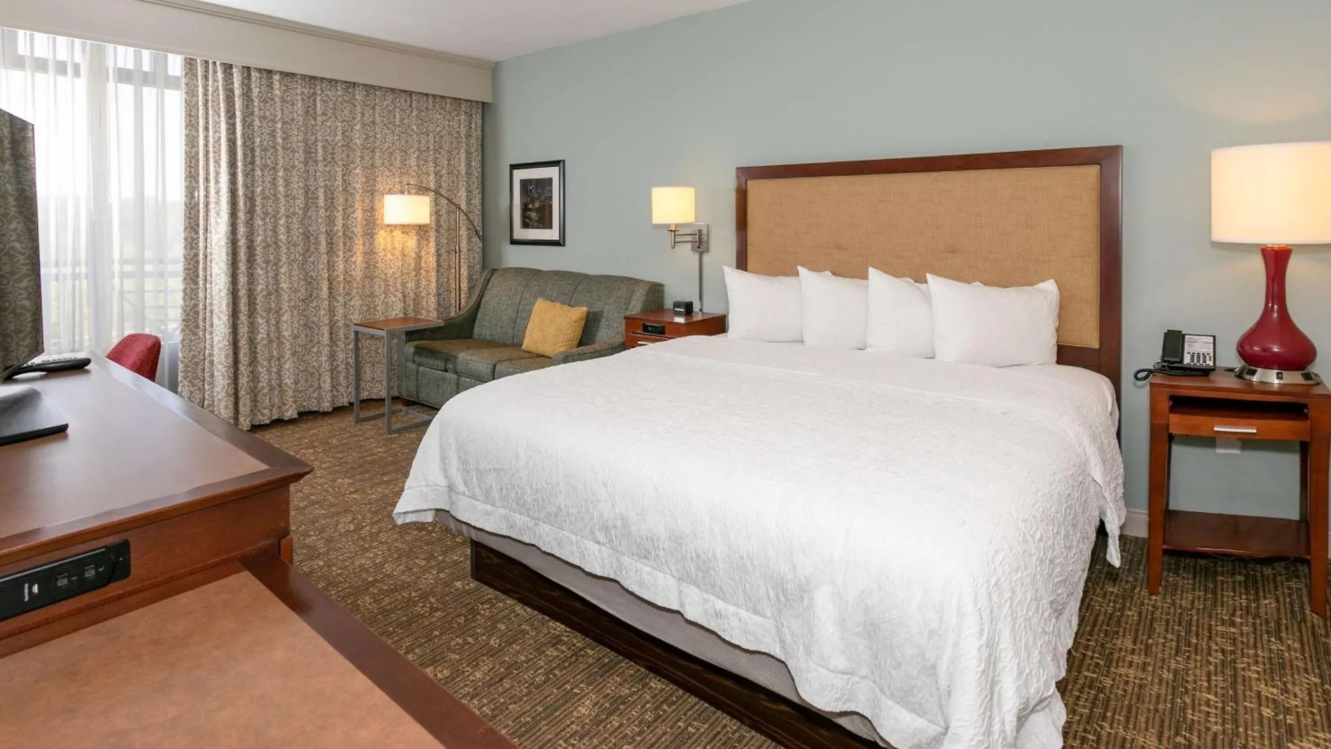 Hampton Inn & Suites Nashville-Green Hills 3*, Nashville
