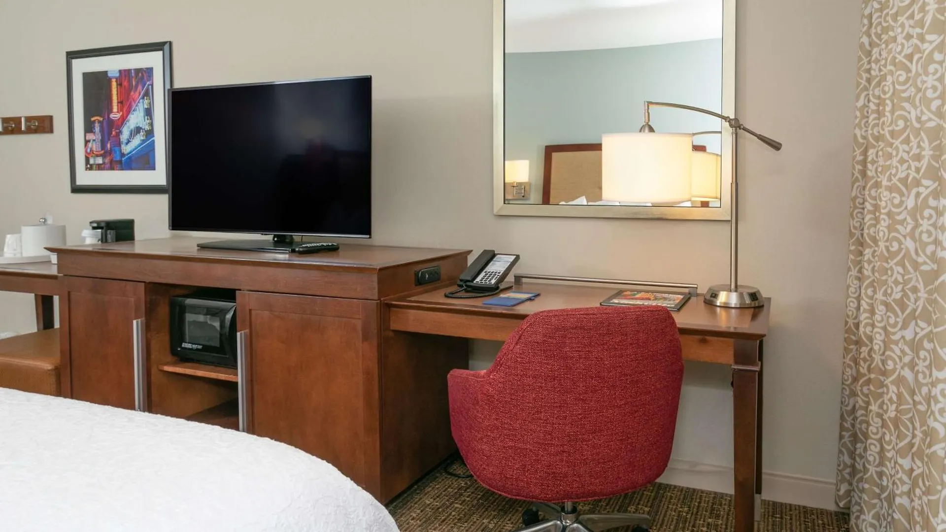 Hampton Inn & Suites Nashville-Green Hills Hotel